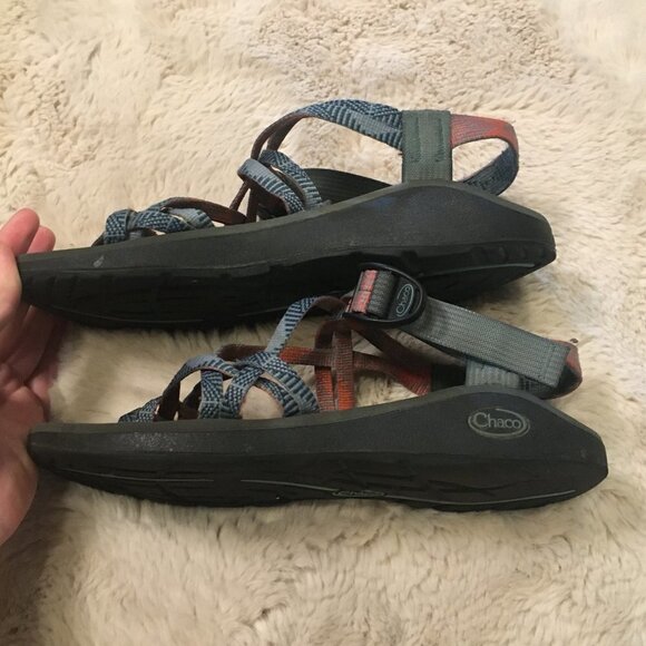 Chaco Classic Strap Toe Strap Sandal Women's 9 - Picture 3 of 9